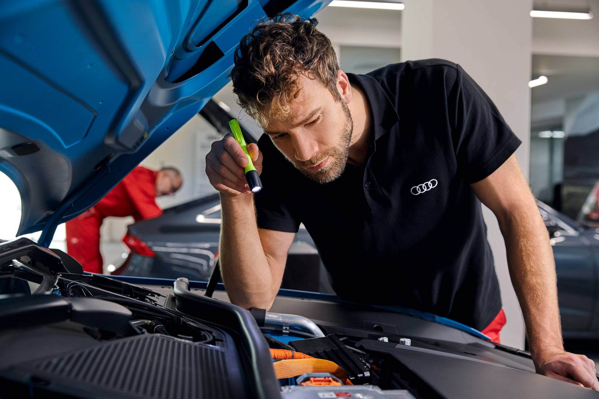 Audi_Verksted_Mekaniker_1