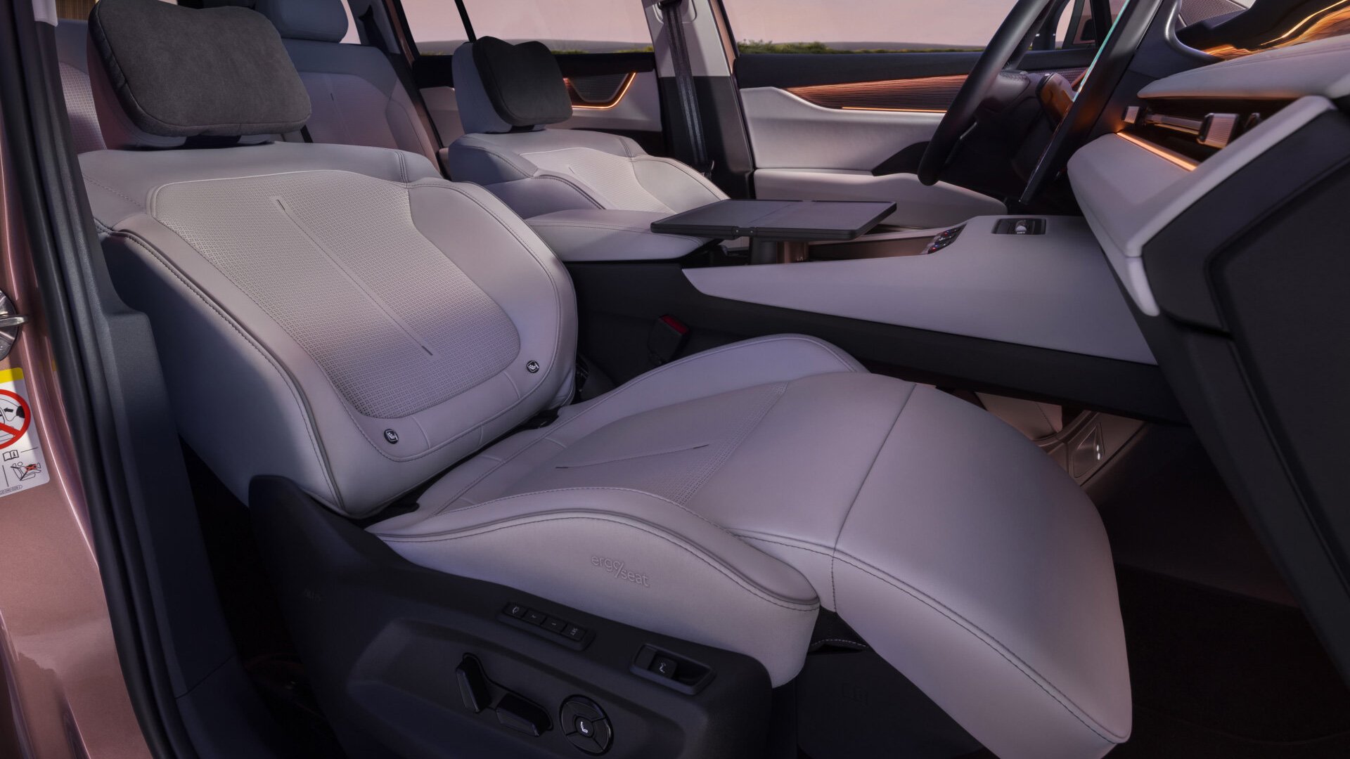 Interiøret i Skoda Peaq som viser de nye comfort setene