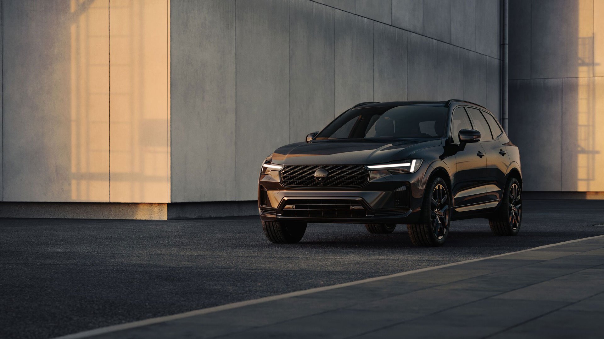 Nye Volvo XC60 sett skrått forfra