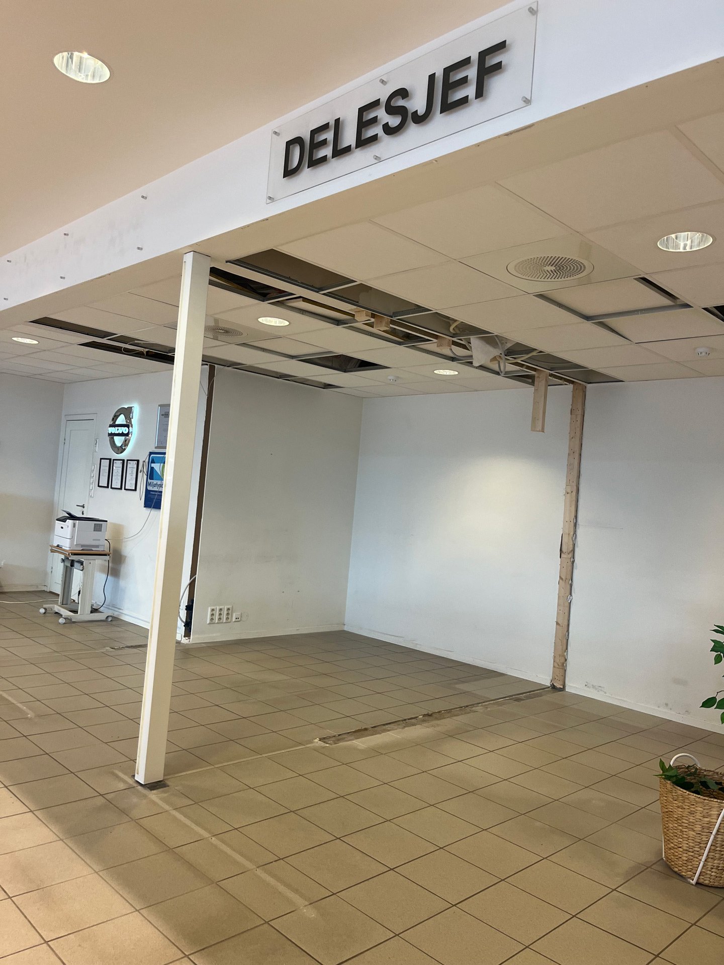 Frydenbø-Bil_VPL_Førde_Oppussing_2