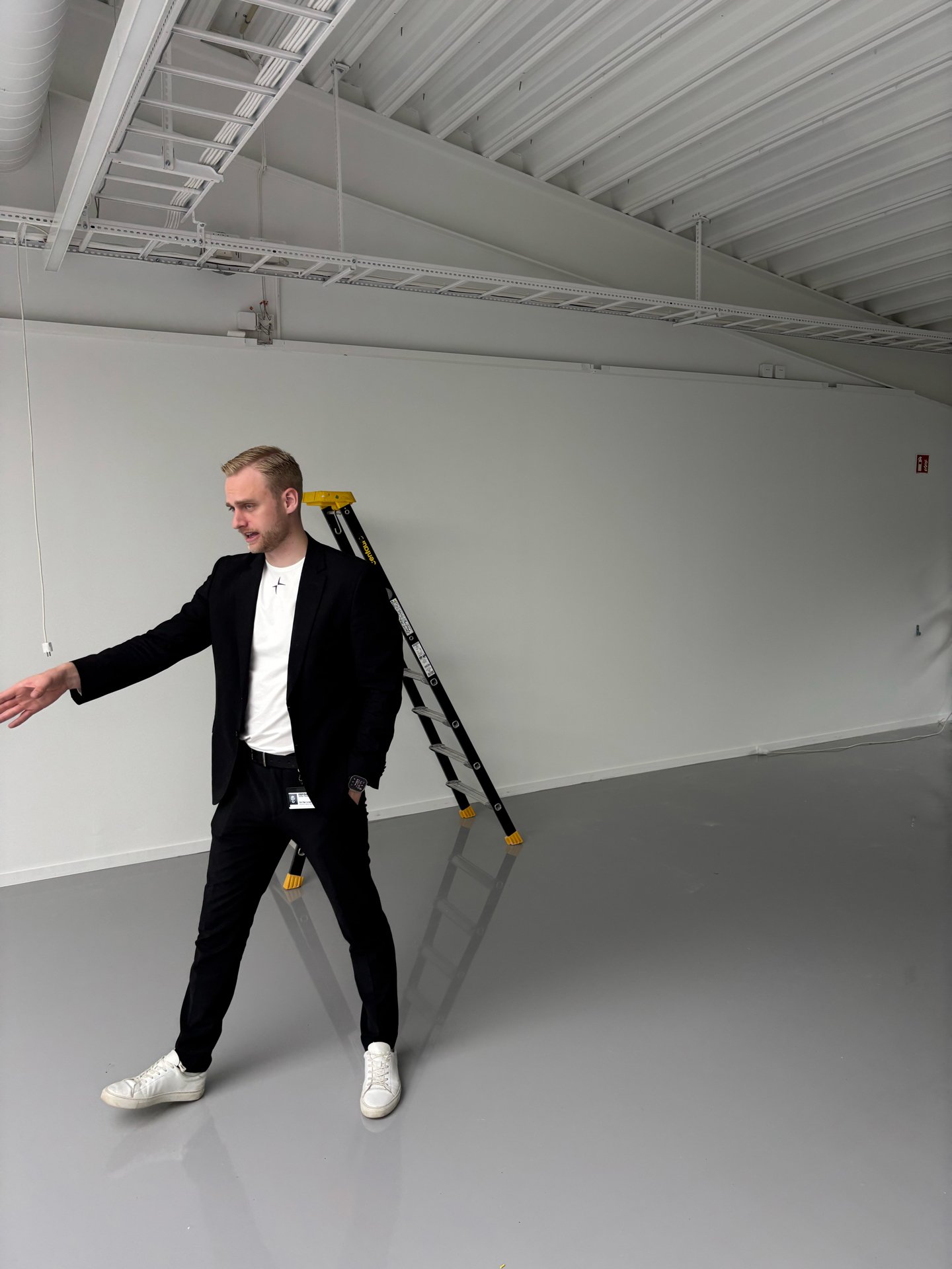 Frydenbø-Bil_VPL_Polestar_Bergen_Space_oppussing4