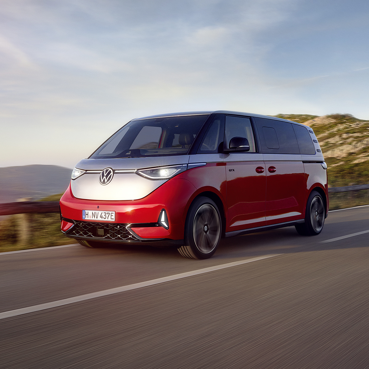 Volkswagen ID.Buzz - velg mellom kort eller lang utgave, og 5, 6 eller 7 seter.