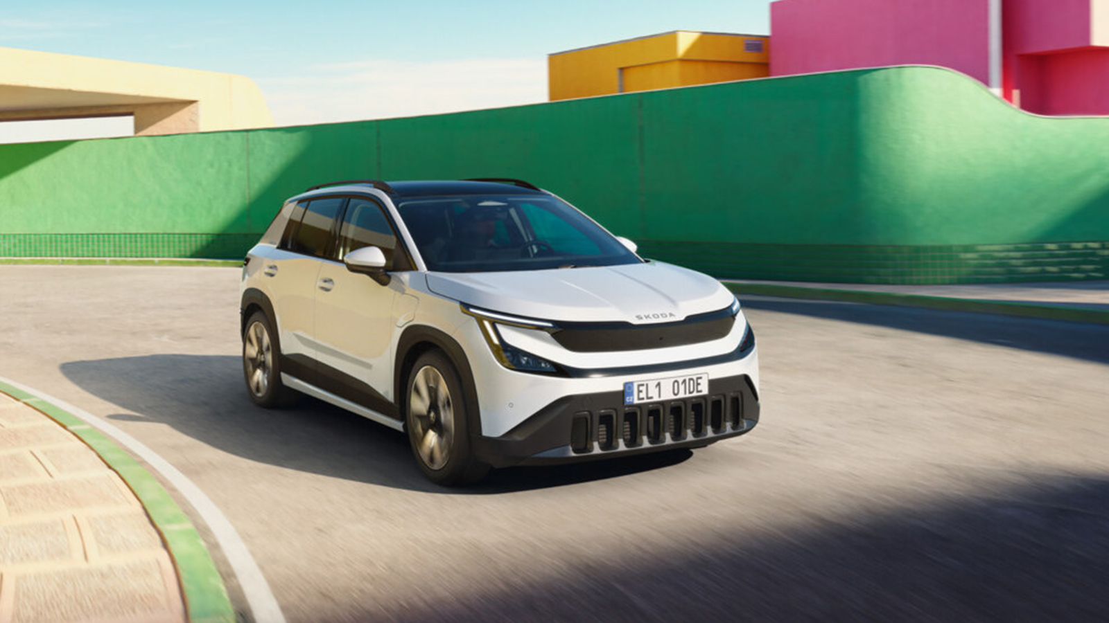 Škoda Epiq sett forfra